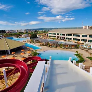 **** Hotel Lacqua Diroma Goiás Brasil